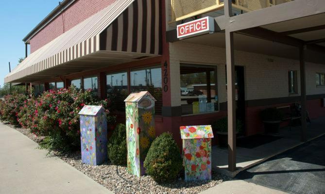 Big Bend Traveler'S Inn Great Bend المظهر الخارجي الصورة